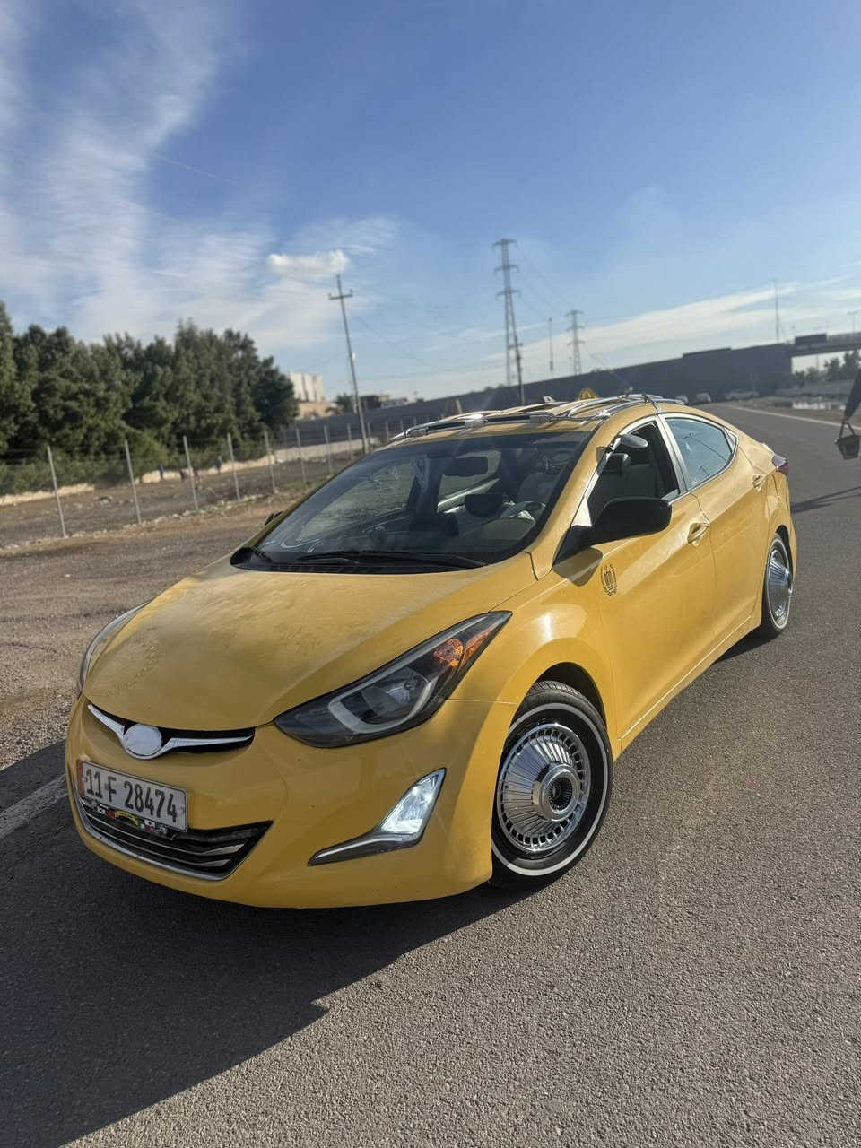 السلام عليكم 
النترا 2014وارد امريكي 
حادثهة بس الدعاميه الخلفيه 
مكفوله كفاله عامه من التبديل 
السياره كلهة ليبل واحد والسونار موجود 
باتري جديد منضومه تبريد جديده 
مدوشمه عام كشنات وتنته ورضيه وسفاري وصندوك
كير ومكينه مال كصه وعندي وصولاتهن 
وتاخذهة للسونار غير هاذا الحجي اني اتحمل السونار
سعرهة 115

مكان بغداد الحسينه 
***********
