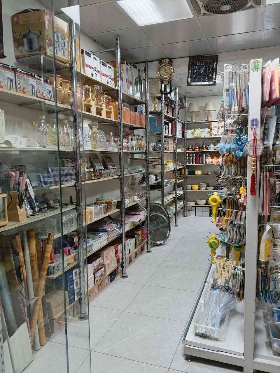 محل للبيع العنوان صليخ شارع ابو طالب السوق القديم مقابل طرشي ومخلات المرتضى هوه وأغراضه كلشي بل محل كدامكم ويا السعر 8 مليون تجي تشوفه محل يسوه وأكثر اذا سويت الشغلات الي بي يكلفك أكثر وابو المصلحه يعرف بهل شي وطبعا السوق شعبي اربع وعشرين ساعه بي ناس وبيع خير من الله وانتَ وشطارتك بعد


**إذا كنت صاحب هذا الإعلان وتريد حذفه لأي سبب، رجاءا أرسل رسالة إلى الدعم الفني**