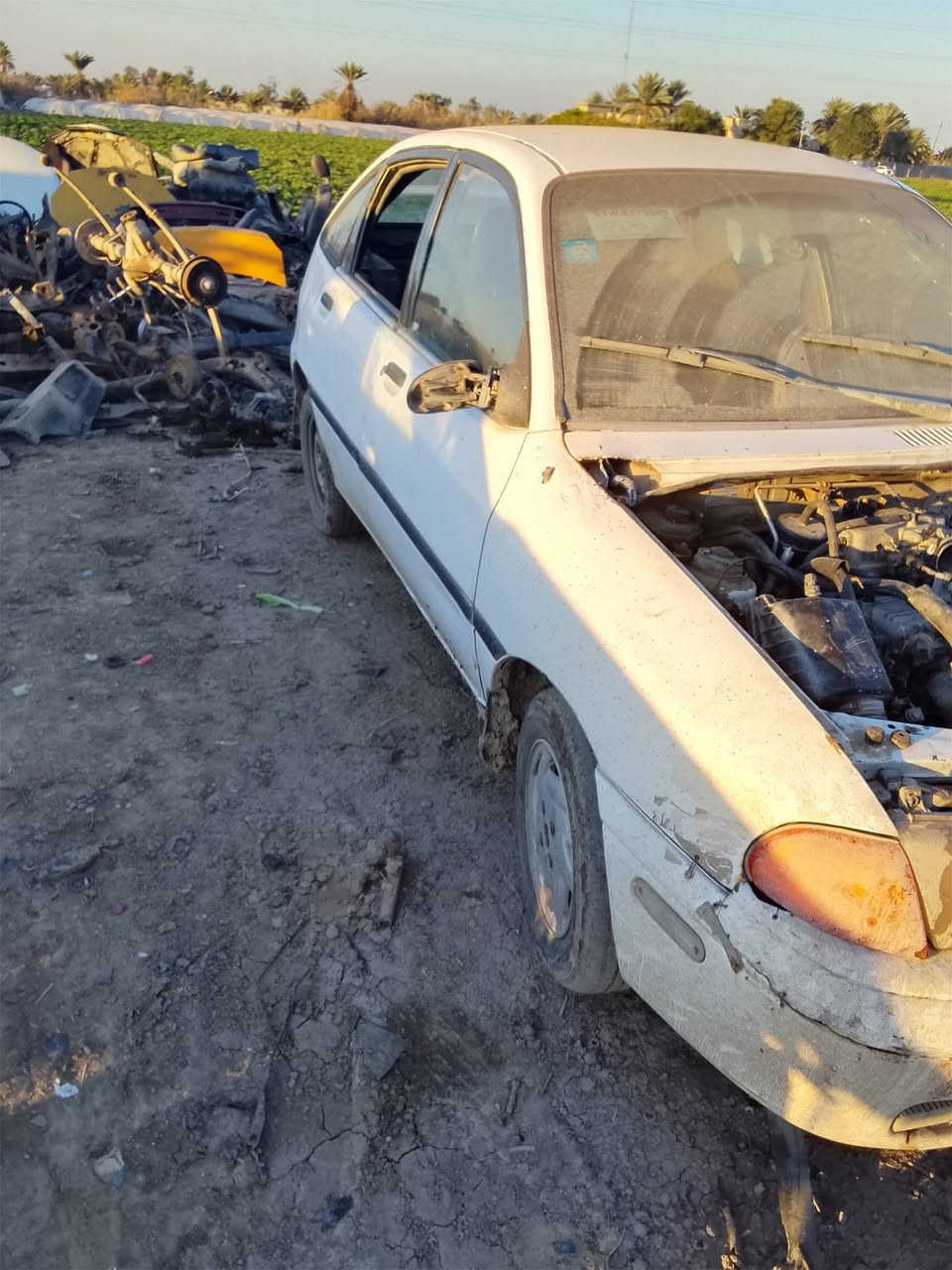 السلام عليكم تم تفصيخ كيا فيلا محرك وجير سايبه شرطه الشغل ***********
