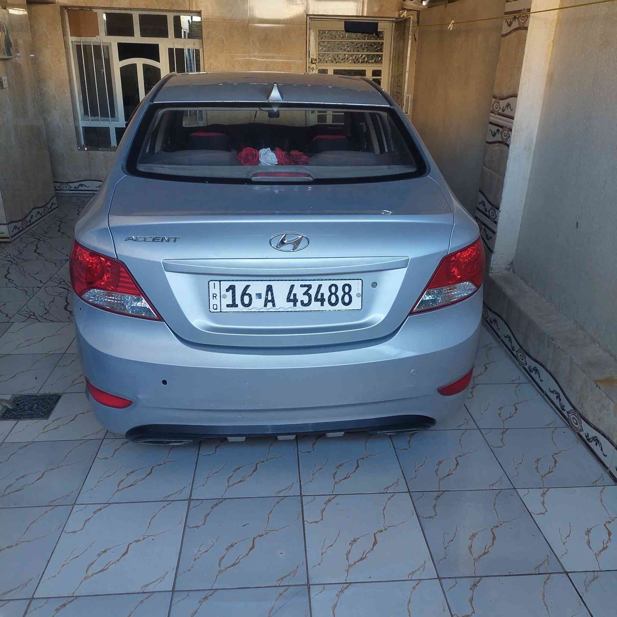 سلام عليكم 
اكسنت موديل (2015) مكفوله من الضربه والصبغ مكينه وكير وحداية مكفولات مكينه 1400 رقم نكليزي وبسمي 
 تحويل مباشر، سنويه لل27 مصفره غرامات 
#مكان_السياره_ديوانيه_حي_الشرطه_الاكادميه
للاستفسار،، ***********
***********               #سعر_82_وبيها_مال
