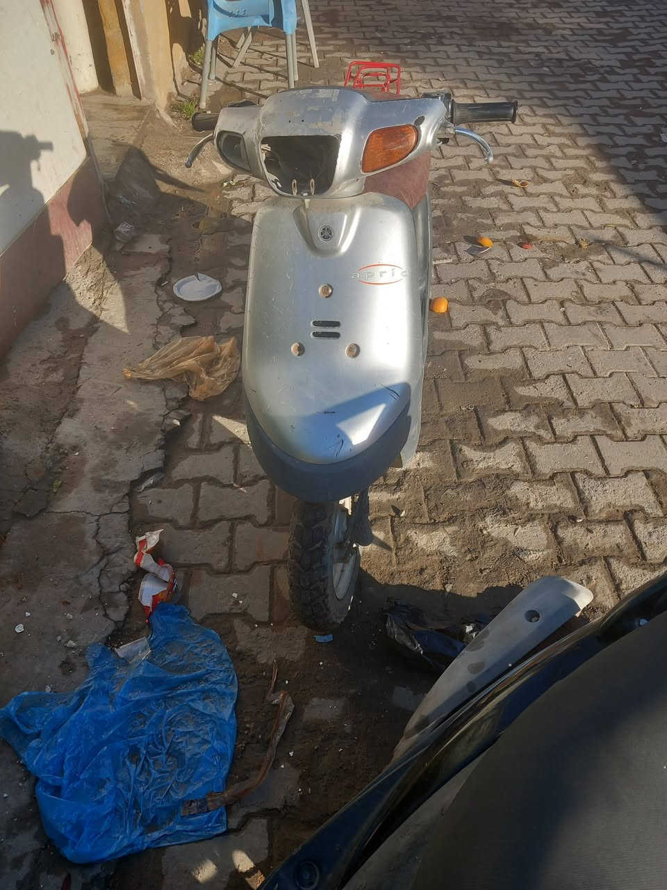 دراجه بطه للبيع دراجه نظيفه شغاله سلفندر سعرها 150 ***********
