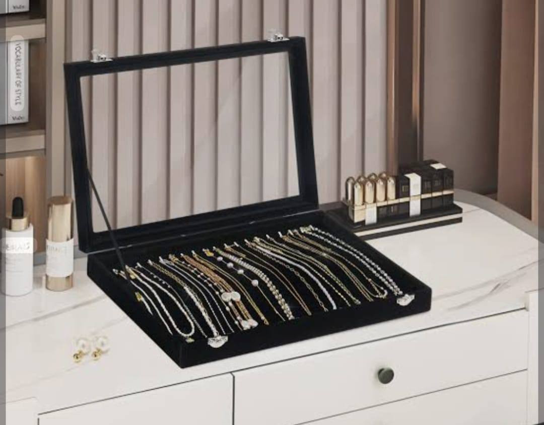 حافظة ساعات
حافظة محابس 
فووووووووول المواصفات 
الكوالتي عالي. 
حافظة سبح  
حافظة 👓نضارات 
حافظة ساعات ومحابس 
حافظة ساعات ومحابس واكسسوارات 
حافظة ساعات ومحابس واكسسوارات ونضارات 
يتوفر توصيل لجميع المحافظات العراق 
الاستفسار راسلني...... 
يتوفر تك تك.. التاج الذهبي..


**إذا كنت صاحب هذا الإعلان وتريد حذفه لأي سبب، رجاءا أرسل رسالة إلى الدعم الفني**