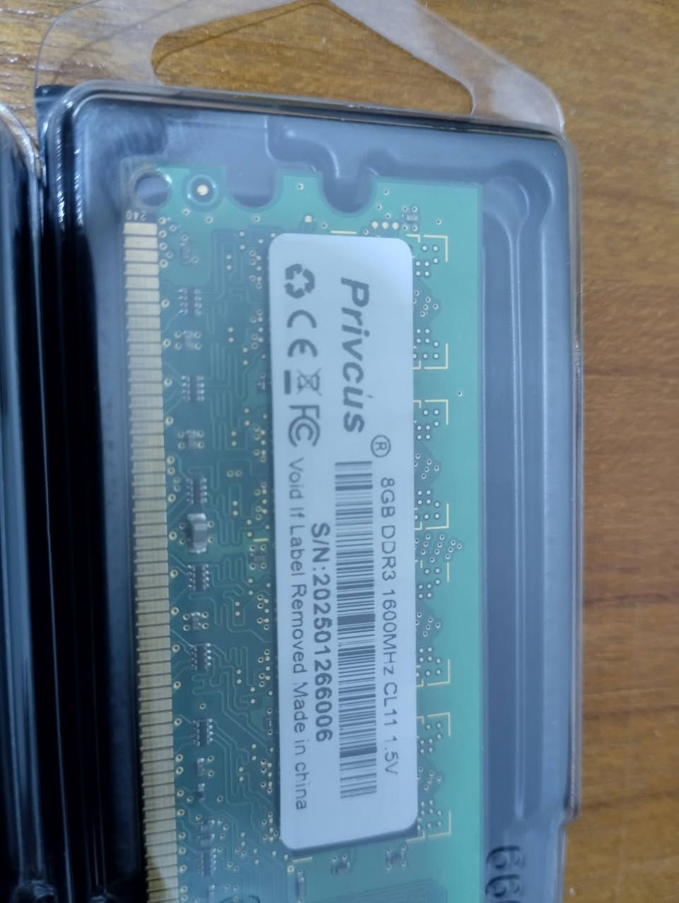 عندي هذني الرامات مال امزون
3 قطع إلى يفيدنه يطيني سعر والعافيه


**إذا كنت صاحب هذا الإعلان وتريد حذفه لأي سبب، رجاءا أرسل رسالة إلى الدعم الفني**