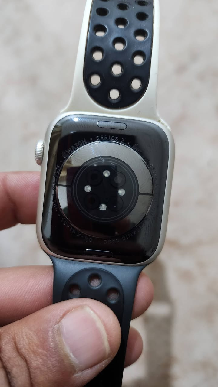 سلام عليكم ساعة ابل جيل 7 نايك قياس 45mm
ساعة حيل جديدة 
قافل ايكلود سعرها(60) الف


**إذا كنت صاحب هذا الإعلان وتريد حذفه لأي سبب، رجاءا أرسل رسالة إلى الدعم الفني**