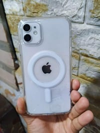 ايفون 11 • ما مفتوح • بدون تبديل