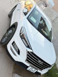 توسان 2020 خليجي  رقم بغداد الجديد بسمي     ماشيه ٧٧ الف   محرك كير وض...