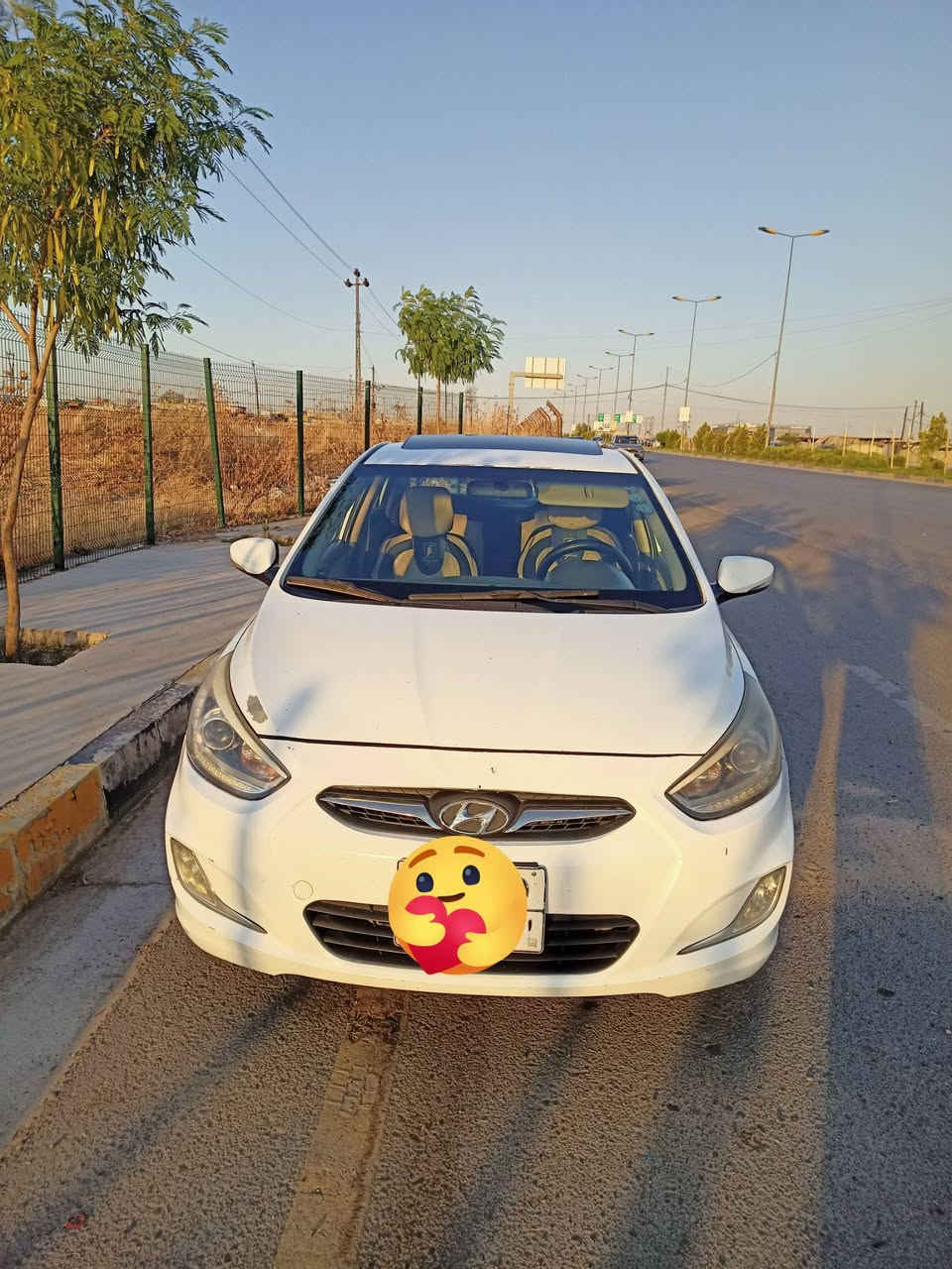 سلام عليكم
اكسنت مضلع للبيع 

موديل 2014

السيارة بدون صبغ 

محرك 16 دوش 

كير At

تحكمات ستيرن 

شاشة كاميرا 

سلايت

اشاير بلمري

جامات كهرب 

تدفئة تبريد 

نظام ايكو 

اكتب تم يصلك السعر 

للاستفسار الاتصال على الرقم 

***********
