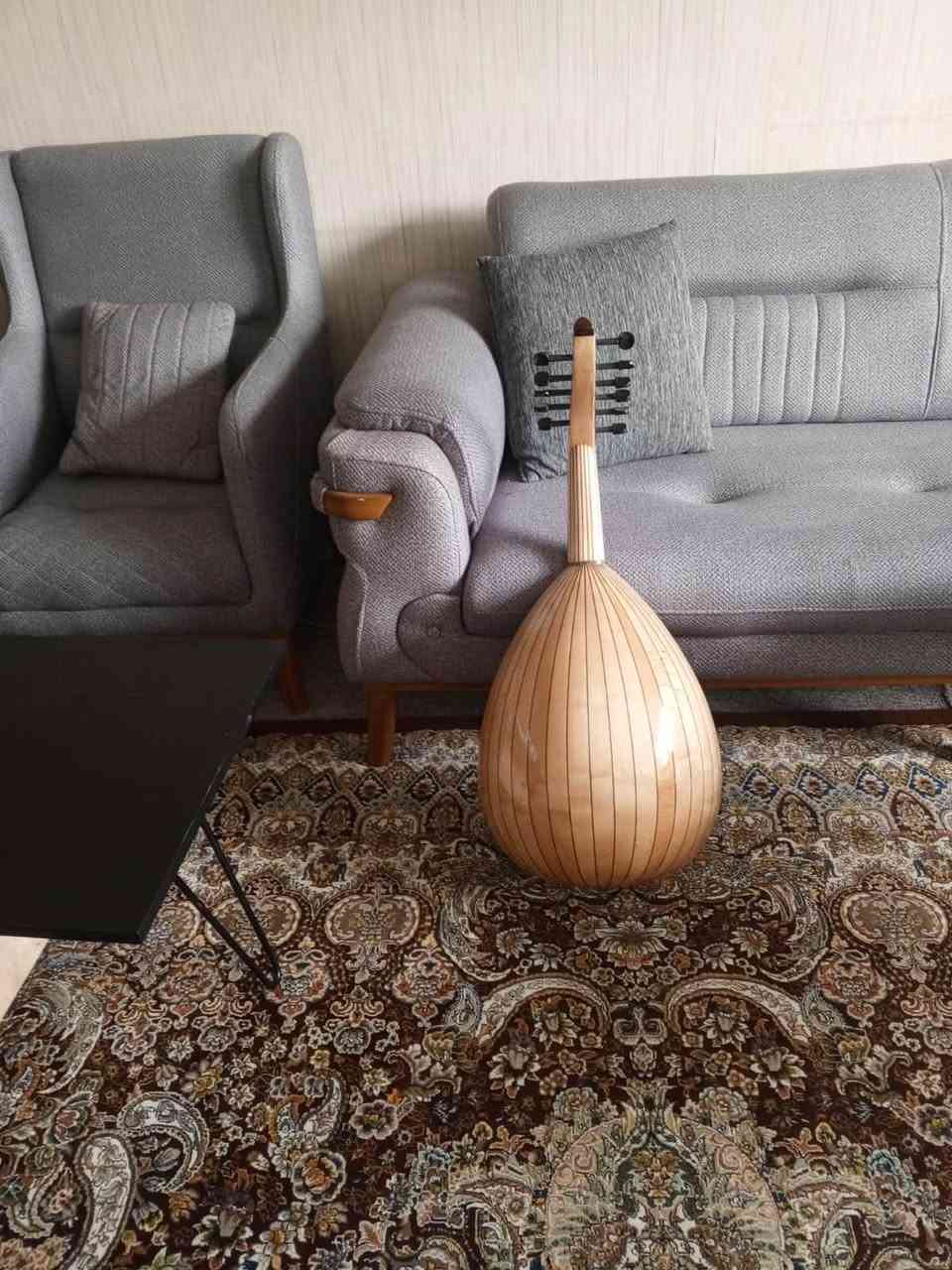 سلام عليكم 
مرحبا شباب موجود عود تركي للبيع اخو الجديد ما مستعمل نهائي بحاله جديده ونضيف ومابي ولا شخطه اوتار جديده صوت واضح وجميل تصميم انيق مع زخارف جميلة على الوجه مع حقيبة وريش كامل سعره ٢٢٠ وقابل للتفاوض وبيكم خير وتدللون


**إذا كنت صاحب هذا الإعلان وتريد حذفه لأي سبب، رجاءا أرسل رسالة إلى الدعم الفني**