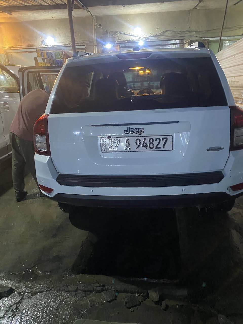 بيع مستعجل ، سيارة جيب كومباس 2017 ضربتها جانبية باب ومدگر ، 

ب اسمي سنوية 29 ، السعر 110  ، السيارة الله شاهد نظيفة واستخدام شخصي بس محتاج وارد ابيعها ، غير ال110 لا تخابرني ولا تواعدني 

0788 254 4388
