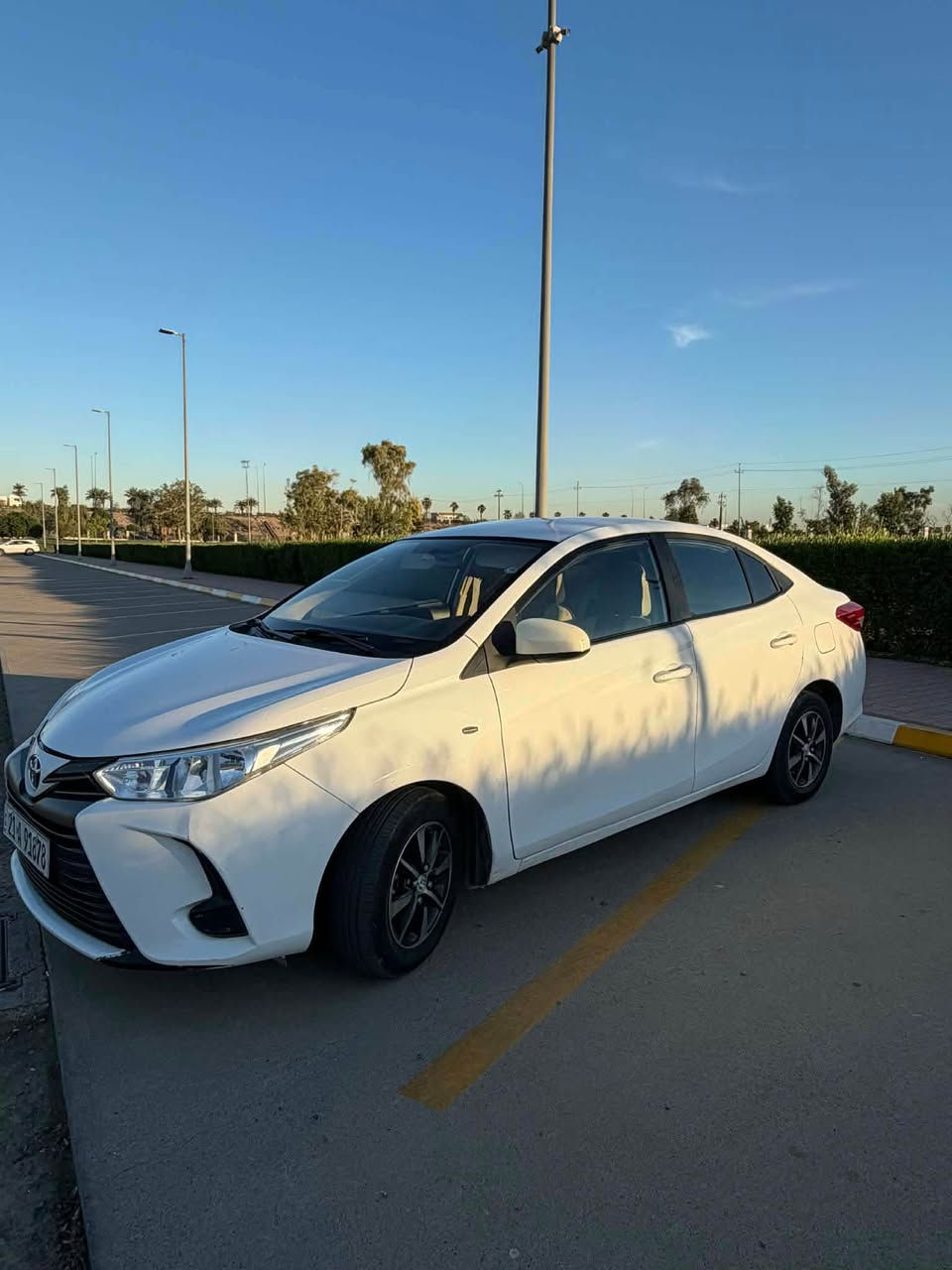 موديل ٢٠٢٢. 
١٠٨ هەزار رويشتيە
جارباجەی لای سايەق لەكە جاملغی لای سەكن بشتەوە سەقفی روبحی هەيە بە حامسبوخ دەفرۆشین بيشو پێشی  کەپسە ايرباگ بەس شان
كورينەوەش دەكەم شتەك بە دلمان بی
سحري ١١٢ وەرەقە سەنەوی رەقەم تا ٢٠٢٩ نويە
ژمارەی مۆبایل(***********) أربيل, العراق
