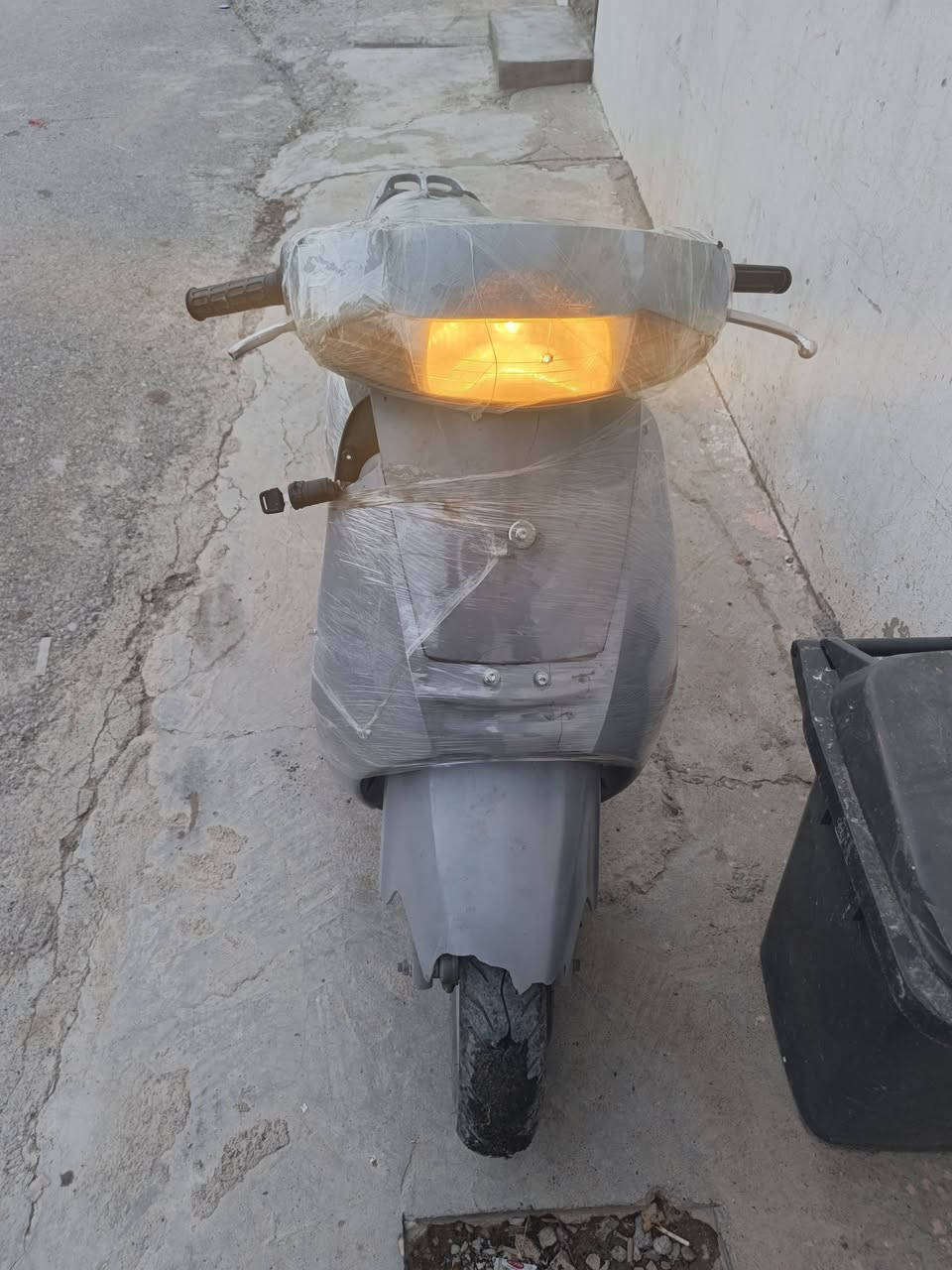 لبيع دراجة ليدي  مكينة خير من الله  العنون ولوبة سعر 150 تعال وتساب +964 787 585 9548


**إذا كنت صاحب هذا الإعلان وتريد حذفه لأي سبب، رجاءا أرسل رسالة إلى الدعم الفني**