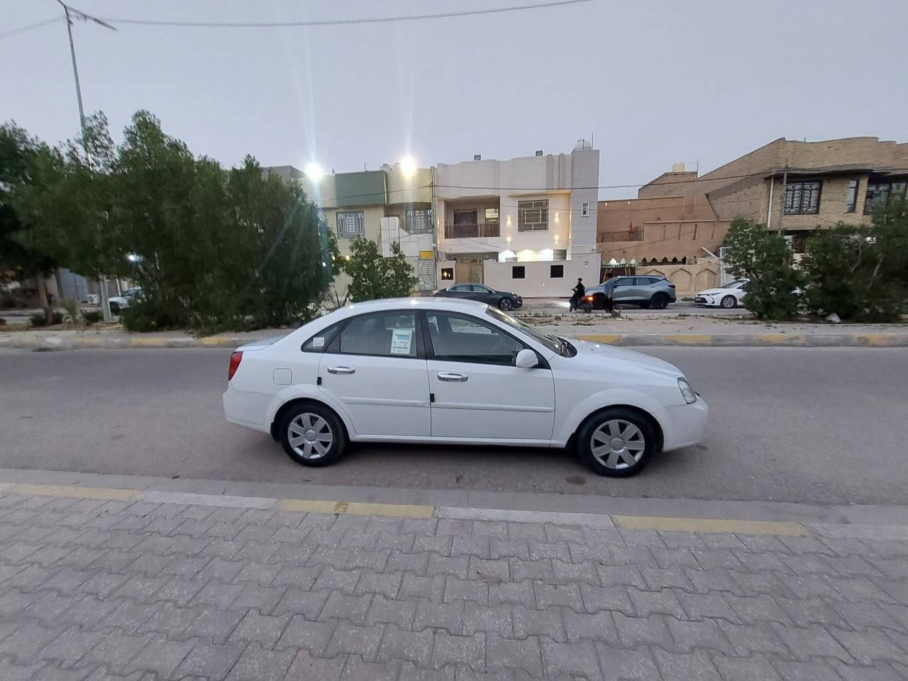 السلام عليكم اوبترا 2012 خليجي الشركة العامة رقم بغداد الدولي الجديد سنويه وهزة وفحص جديد بسمي مكفولة كفالة عامة من صبغ وضربة وتبديل والفتح عدا بارد بسيط فقط والباقي مكفول شرط سونار سيارة جديدة مال جناي وجاهزة من كلشي مكينة كير حدادية تبريد كهربائيات كله كفالة شرط السعر 87 وبيه مجال للشراي الرقم ***********/***********
