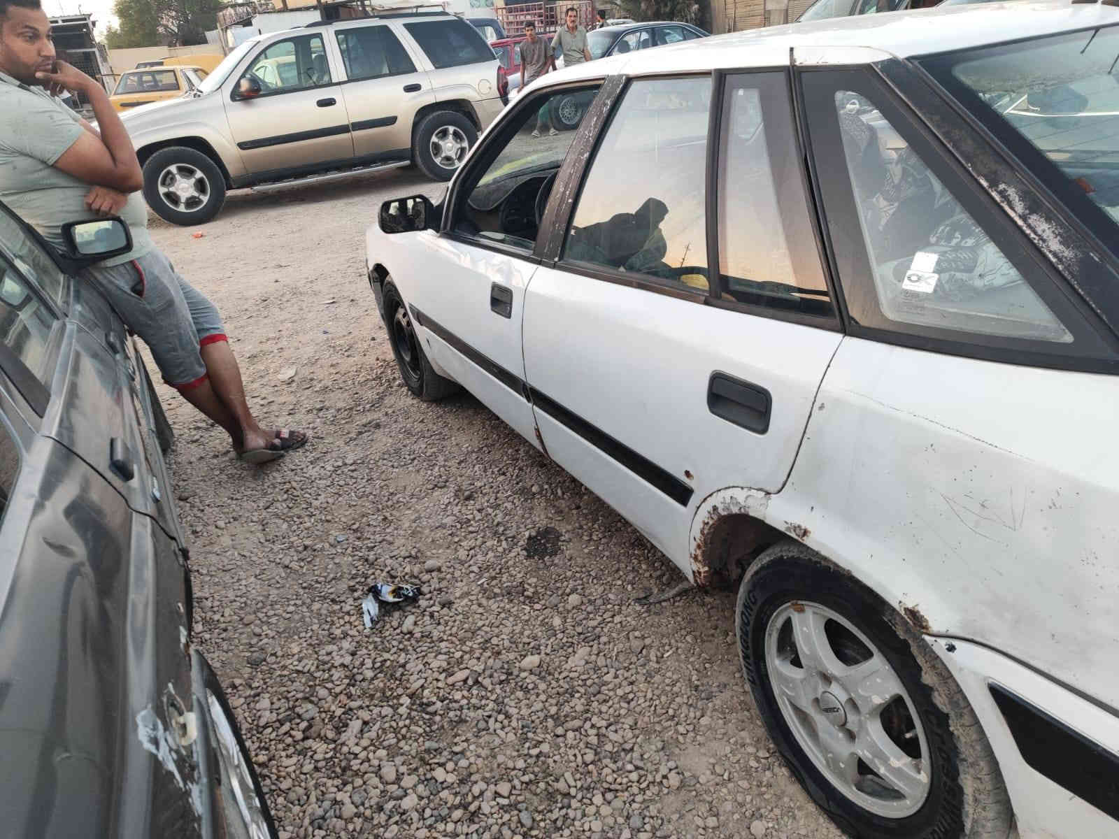 السلام عليكم  اسبرو دايو موديل 94 مكينه وكيل خير من الله  كهربائيات شغاله باتري جديد صدر لامامي جديد ملاحضات بصيطه بيها مشط مال الستيرن يذب دهن قليل  وهذا كشرها كدامكم بل صوره سنويه لسنه 29 سهرها 20 وبيها مجال بسيط  ‏‪0750 939 8231‬‏ مكاني بغداد ابو غريب الشهداء
