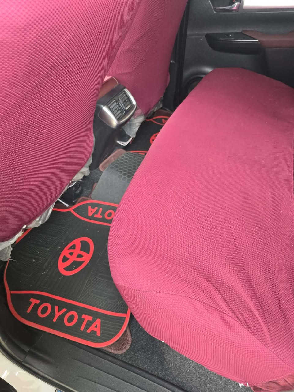 سلام عليكم للبيع والمراوس تويوتا هايلوكس موديل 2024 ساز فول مواصفات اوتو سياره مكفولة كفاله عامه بعده كارتون ماشي 26 الف رقم أربيل سياره جديده بمعنى الكلمه مكان بابل القاسم الاتصال ***********
