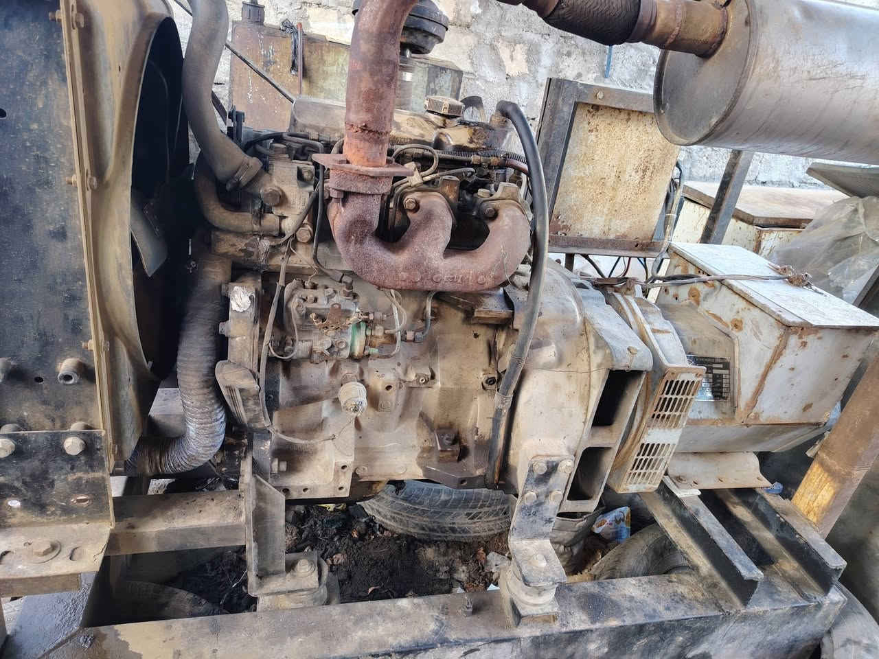 مولد جوندير  ٣بساتم للبيع راس توليد ٣٠ كيفي
للاستفسار الاتصال على الرقم ***********
