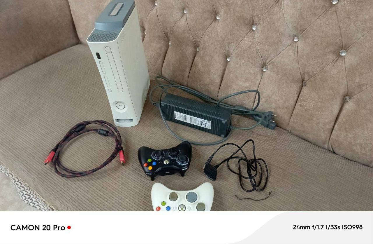 جهاز اكس بوكس 360 نظيف جداً يشغل كراند 5 وبيس 2025 وهواي العاب للبيع السعر 90 وبي مجال بسيط


**إذا كنت صاحب هذا الإعلان وتريد حذفه لأي سبب، رجاءا أرسل رسالة إلى الدعم الفني**