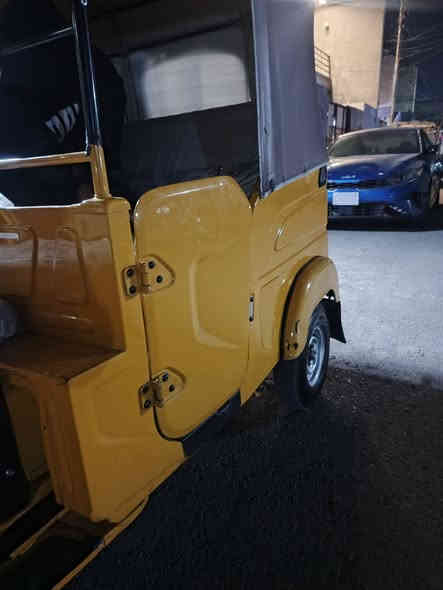 سلام عليكم تكتك ٢٢مضلع مرقم انكليزي
رقم بغداد  بيه طخه بل لغد اصبع مرجع بارد مكاني بغداد مدينه الصدر الشماعيه ***********
