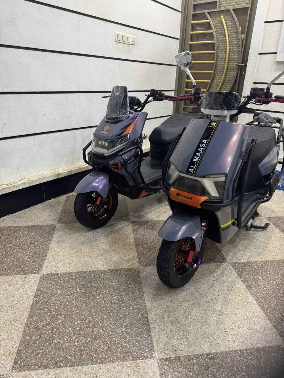 للبيع اباجي 700 وبي مجال ول دبودب 550 وبي مجال كله عل فحص *********** رمادي تأميم شارع نخيل
