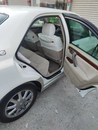 اسلام عليكم للبيع ملكه كراون قرار 48 نضيفه بمعنى الكلمه الون ابيض صدفي...