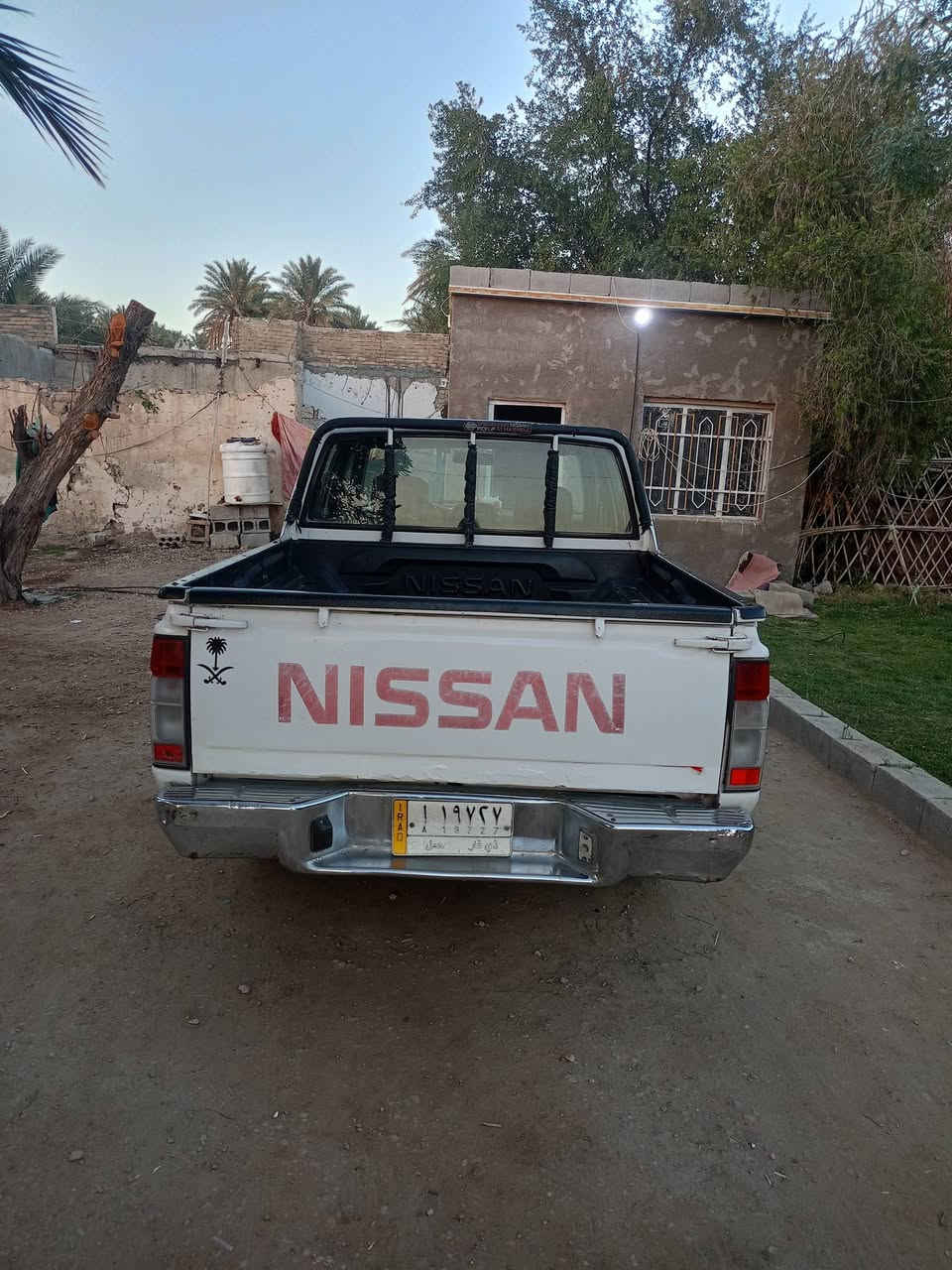 سياره نيسان شبوط مديل 2011 كفاله عامه عدى باب البدي مبدل - سنويه 2028 محرك كير كفاله تخم تاير جديد
للاستفسار ***********5
