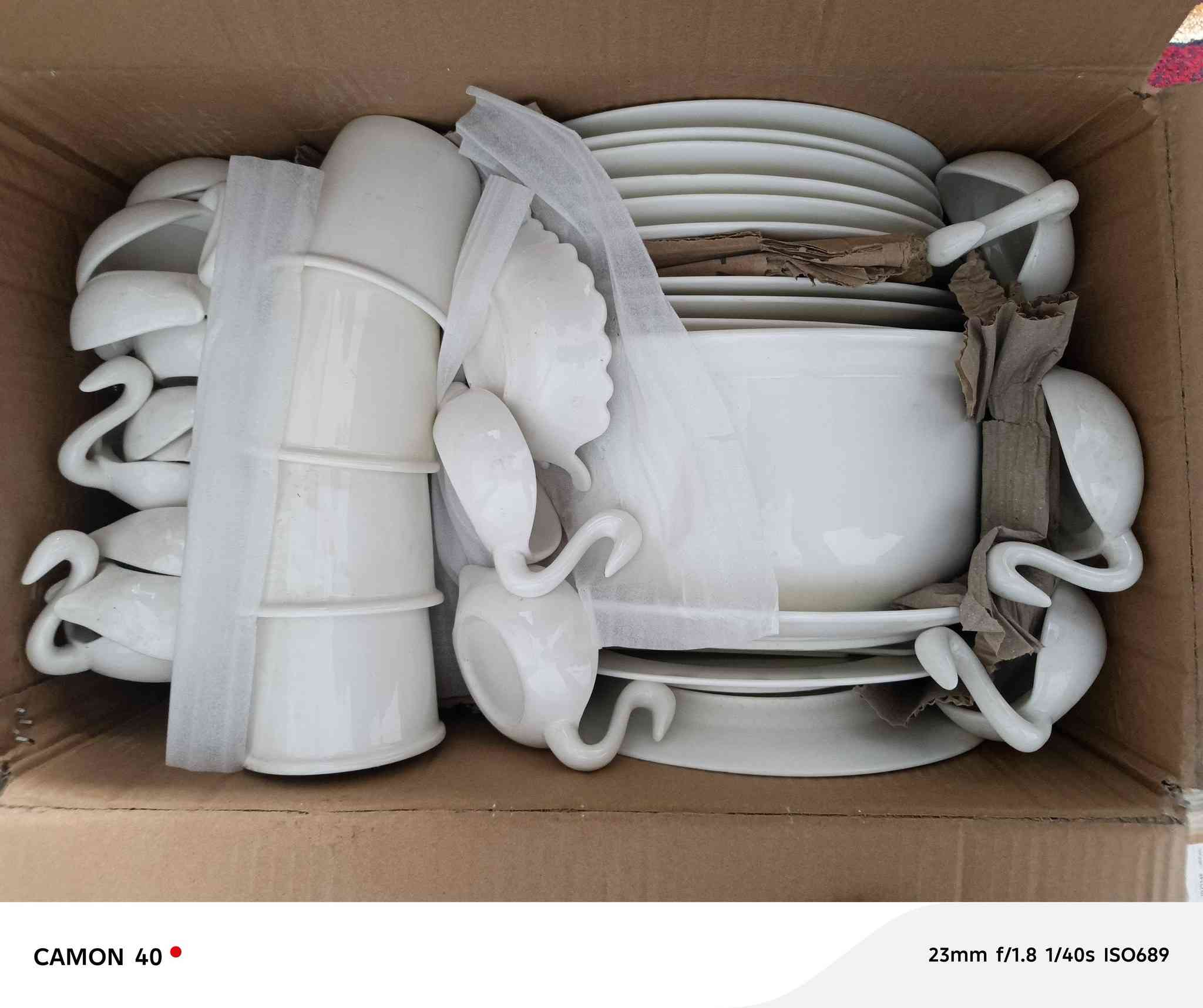 السلام عليكم من رخصه الادمن كراتين فرفوري مشكل ابيض الكارتون ٩٥ قطعه السعر ٣٥ وبي مجال


**إذا كنت صاحب هذا الإعلان وتريد حذفه لأي سبب، رجاءا أرسل رسالة إلى الدعم الفني**