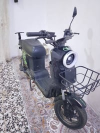 R9بدون بطاريات شغاله عوزها بس بطاريات فقط بصمتين وشاحنه سعر١٨٠لاستفسار...