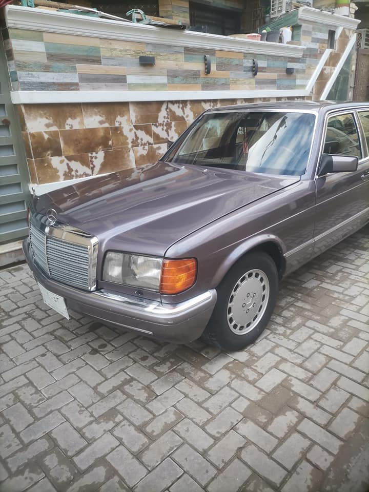 سلام عليكم مارسدس 91 رقم بغداد مميز مصبوغ عام جماليه بيع او مراوس حجم 560 بلادي سعر 150. رقم تليفون *********** بغداد, العراق
