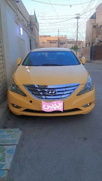 سوناتا 11 أمريكي جيدي 2400  رقم ديالي حادثهة بجم بدون دواخل مصبوغه جدي...