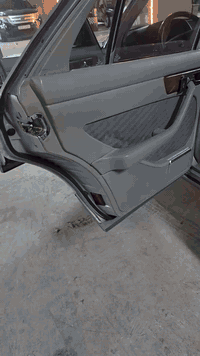 ﷽
مارسیدس ریئاسی 300se مودیل 1991
مەکینە بیلادی 300 قەباخ ڕەش
سلایت
ئالیر کارەبای 
دەبل پانکە
دەبل ڤیتپەمپ
٤جام کارەبا
تەبرید ساردو گەرم مەزبوت
کارەبایاتی هەموی مەزبوتە 
ناو غورفەی تازەو جوان ماوەتەوە کوشنەکانی دراوی تیدا نیە 
رەقەم صەلاحەدین ئینگلیزی لەهەموو پارێزگاکان ئەکرێ بەناوتەوە *********** سلیمانی
