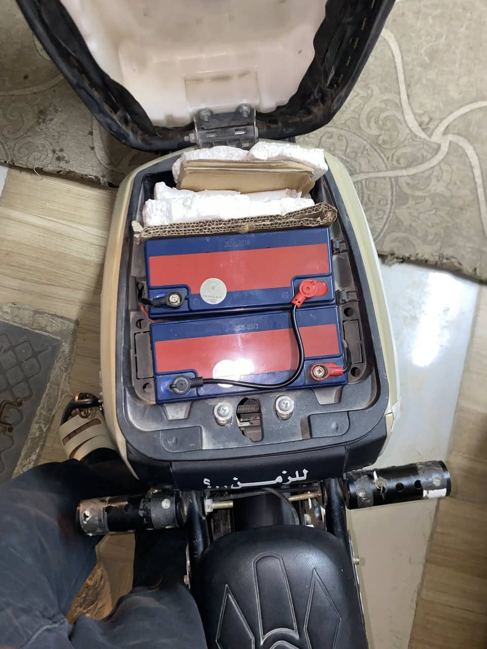 السلام عليكم دراجه شحن ار ٩موديل 2025دراجه نضيفه وحلهو بطاريات 32امير عوزه بس تخلي دهن الا بريك رقم *********** سعر 475وبيه مجال الشراي
