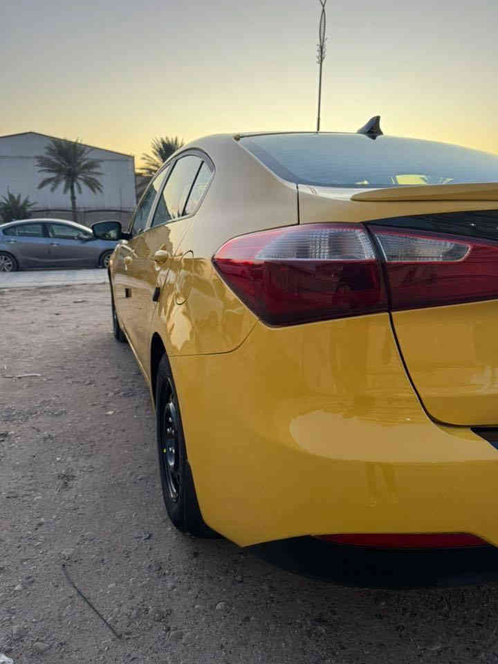 فورتي موديل 2016البيع حادث طخه باب السايق ومصلح نفسه بدون دواخل بدون تبديل ليبل واحد بدون يرباك والسوناره اليوم سويته موجود بل منشور سيارة جديدة وجاهزة مواصفات نص فول مكينه 1800 دوش المرغوب مامفتوحه كير اي تي المرغوب مامفتوح نضام مانع نزلاغ نضام ايكو نضام سرعه ذاتيه تحكم ستيرن صفحتين نضام حاكيه شاشه مال اعطال بل دشبول منضومه زنون شاشه كأمره دواره سياره جاهزه بعدهه على وضع الشركه غراضهه كلهه مانازله سبيرهه مانازل ماشيه 72 الف حقيقي عل فحص مكفوله كفاله عامه سنويه بسمي هزه جديده ارقام دولي الجديد مصفره هيئه وغرامات الشراي يتصل لان مامتواجد عل فيس العنوان بغداد ☎️ *********** السعر 130
