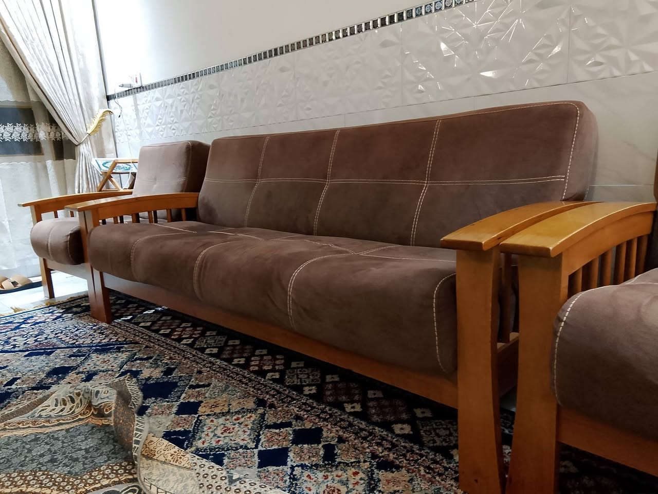 تخم 5مقاعد نضيف جدآ لسعر لسعر 250شهداء لبياع ***********
