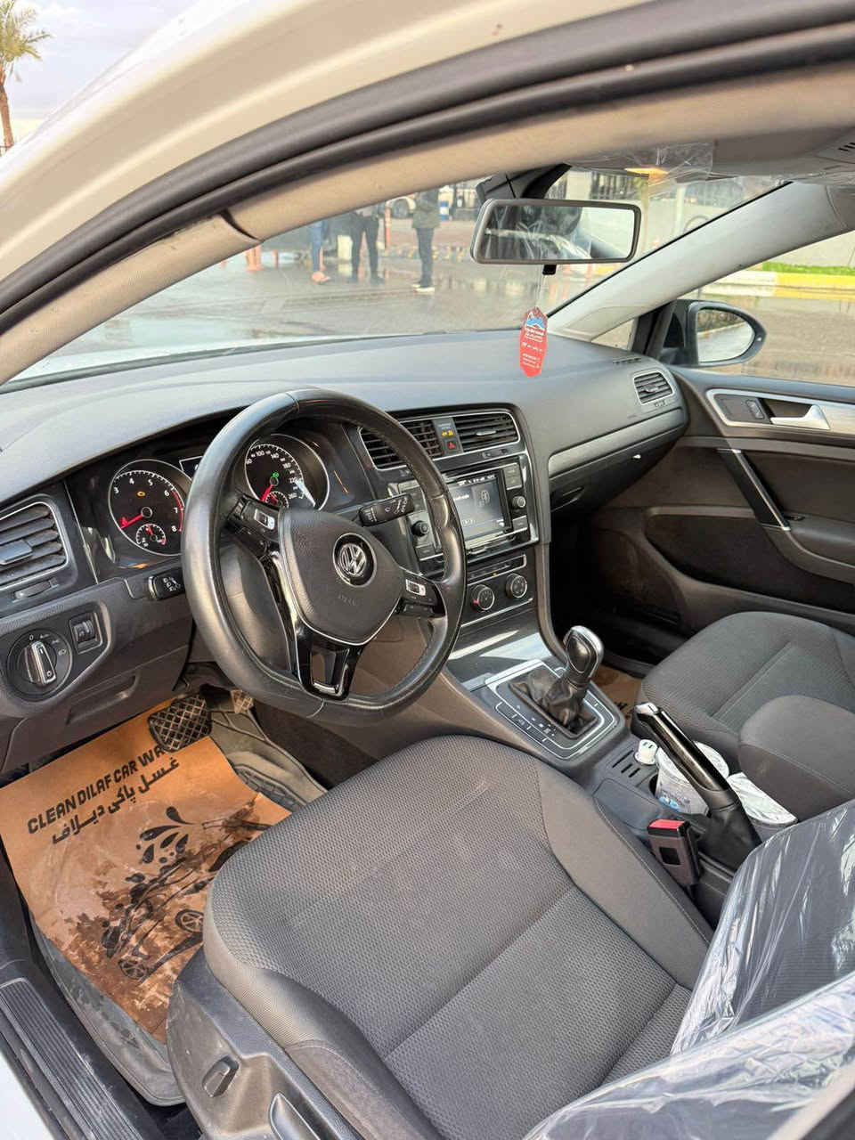 گۆلف 2020 TSI کامل کراوەتە GTI  ١٠ پارچە رەش لە سەر ساغە بێ دەحم بێ زەربە بێ ژۆڕێ بێ شوخت و قەپ و قۆپ سەقف و دوو چاملغی پشتەوە بێ بۆیاغ بێ شوخت بێ قۆپ  گێر مەکینە تەبرید تەقە و رەقە بە شەرت هەموو شتی نوێییە ١٠٠ هەزار کیلۆ مەتر ڕۆیشتوە أربيل, العراق


**إذا كنت صاحب هذا الإعلان وتريد حذفه لأي سبب، رجاءا أرسل رسالة إلى الدعم الفني**