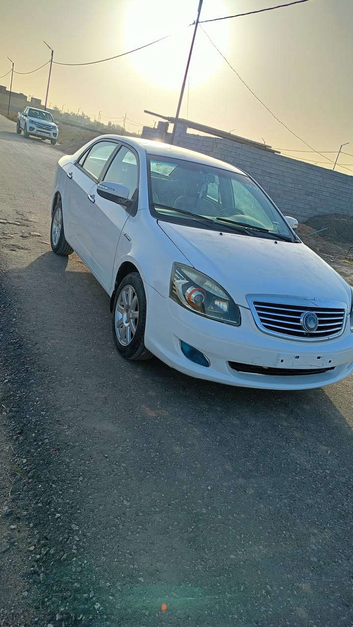 سلام عليكم اخوان سياره للبيع جيلي موبل 2013 خصوصي مشروع وطني بسمي سنويي جديده سياره مكفوله بس المكينه بيه خيط بخار قليل مكان ديوانيه قضاء عفك ***********
