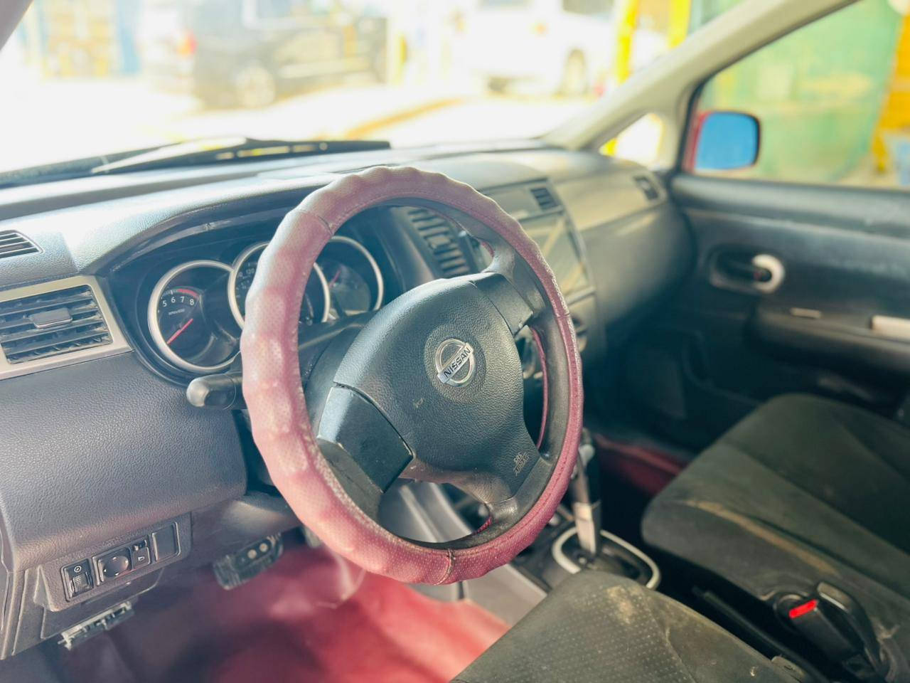 السلام عليكم للبيع نيسان فيرسا 2010 وارد امريكي  صبغ احزام السياره حيل نضيفه اني ع ايدي مشتغلها تايرات جدد صدر جديد تبريد منضومه جديده كهربائيات كلهه شغاله رقم صلاح الدين دولي  سنويه لل 2027 تحويل مباشر السعر 65 وبيه مجال للطيبين المكان السياره  العلم 
الاستفسار ع رقم ***********
