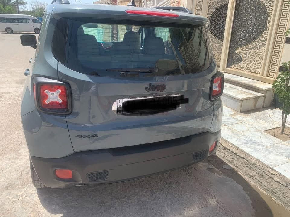 @جيب رانجيد
موديل ٢٠١٧
رقم بغداد جديد قبل شهر ونص تقريبا من بدلته 
مكينة ٤ سلندر ٢٤٠٠
ماشية ١١٥
فور ويل
هاند بريك بصمة
تحكمات ستيرن
كاميرة دوارة
رادار
بصمة
تشغيل عن بعد
كرسي السائق كهربائي
تخم تاير
باتري جديد
حادث غرق دوسة فقط
الاستفسار الاتصال ***********
نجف السعر 
120

