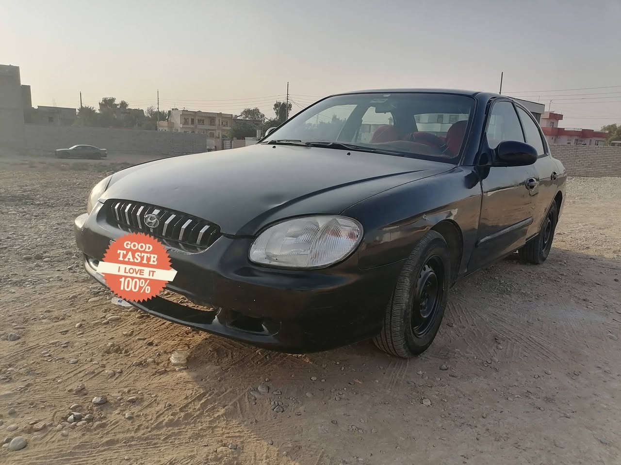 السلام عليكم سيارة سوناتا موديل 2000رقم ألماني السيارة شغالة بس تعمي بلكات اني ابيع كايم المحرك السعر ٤٢وبيها ***********
