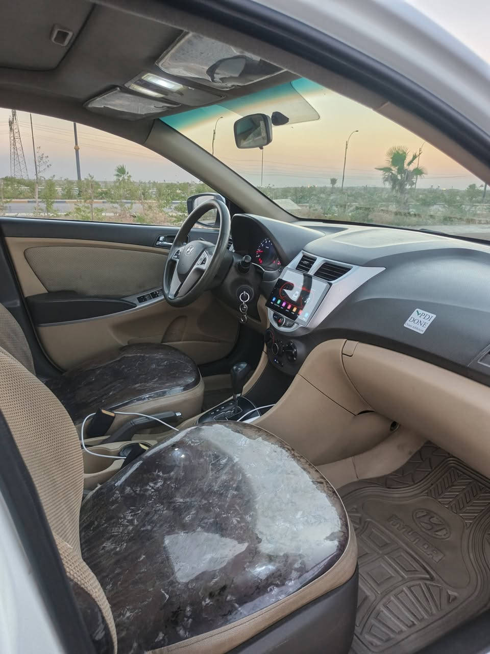 السلام عليكم
اكسنت مديل 15 خليجي قطرتين مكينه 1600
تبريد حداده تخم تاير كله جديد مناقصها شي بيه بنيد مصبوغ وجاملغ بارد سياره كلش نضيفه السعر 88 وبيه مجال للشراي كلش قليل 
عنواني بصرة الامن الداخلي 
***********
