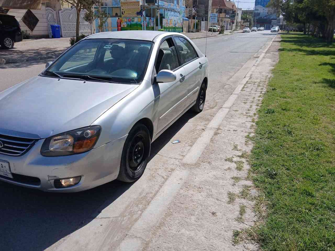 يلله سلام عليكم رمضان كريم سبكتره ٢٠٠٩وارد أمريكي بيه داير جاملغ خلفي جدا بسيط ماشيه ١٢٠الف سعر ٨٥بيه مجال قليل اتصل فقط ***********او*********** مكاني كربلاء قرب مشفى الحجه
