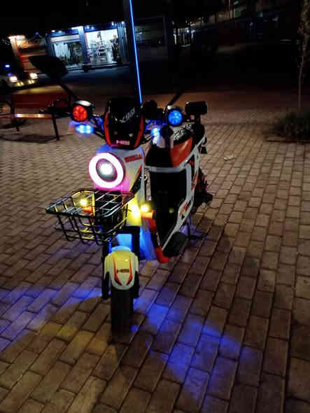 السلام عليكم يوجد لدينا X900
متطور شحن كلشي شقال بي ومابي عطل نضيف حيل جديد 
السعر 600 وبي مجال للشراي اتصال رقم هاتف ***********
العنوان صلاح الدين الشرقاط بعاجه قرب البلديات
