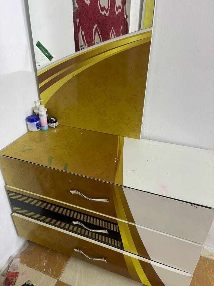 أبيع شلع كلهن 750 وبيهن مجال مكان هڤلان مستعجل


**إذا كنت صاحب هذا الإعلان وتريد حذفه لأي سبب، رجاءا أرسل رسالة إلى الدعم الفني**