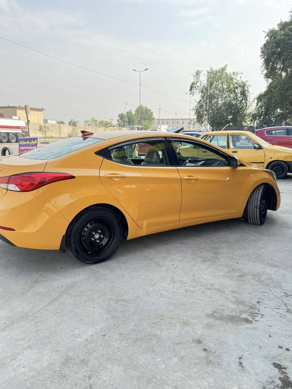 بيع او مراوس خصوصي
موديل:2013 رقم انكليزي هزه جديده تحويل موباشر
كير محرك خير من الله 
بيه منضومه غاز
الهيئه مصفره
السياره جاهزه للخير
العنوان :حي الجهاد
الرقم :***********
السعر :105 وبيه مجال بسيط
