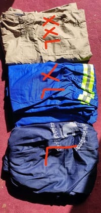 عندي بدلات للبيع 3قطع جفت و2قطعتين بنطرون وقميص سعر الوحده 15 الف جدد ...