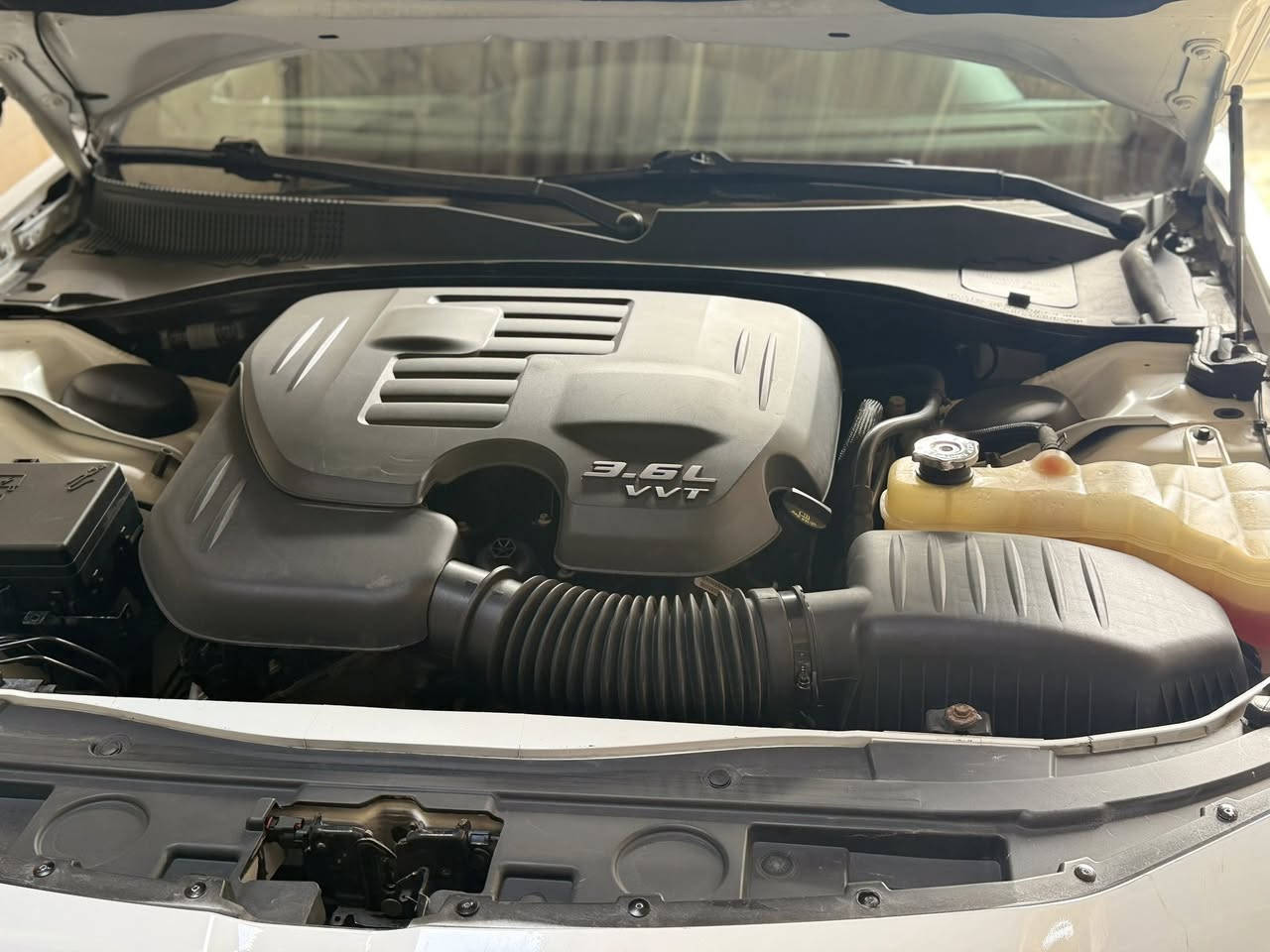 سلام عليكم 🫡 اوبامه Sفول مواصفات ماشيه ٥٠ حادث كلش خفيف اصل ١٦ موديلها
مكاني بغداد رقمها بغداد سياره بل باكيت ***********
وبل خير عل ياخذها
