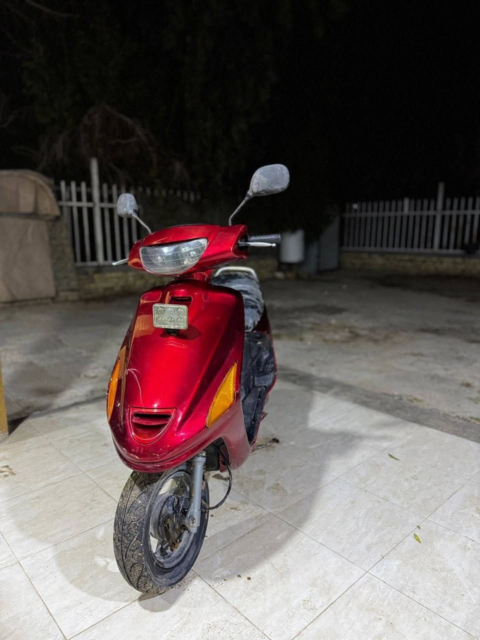 للبيع فراشة نثيه سعر300 وبيهة مجال المكان الديوانية حي الجامعة قرب الجدارية الرقم ***********
