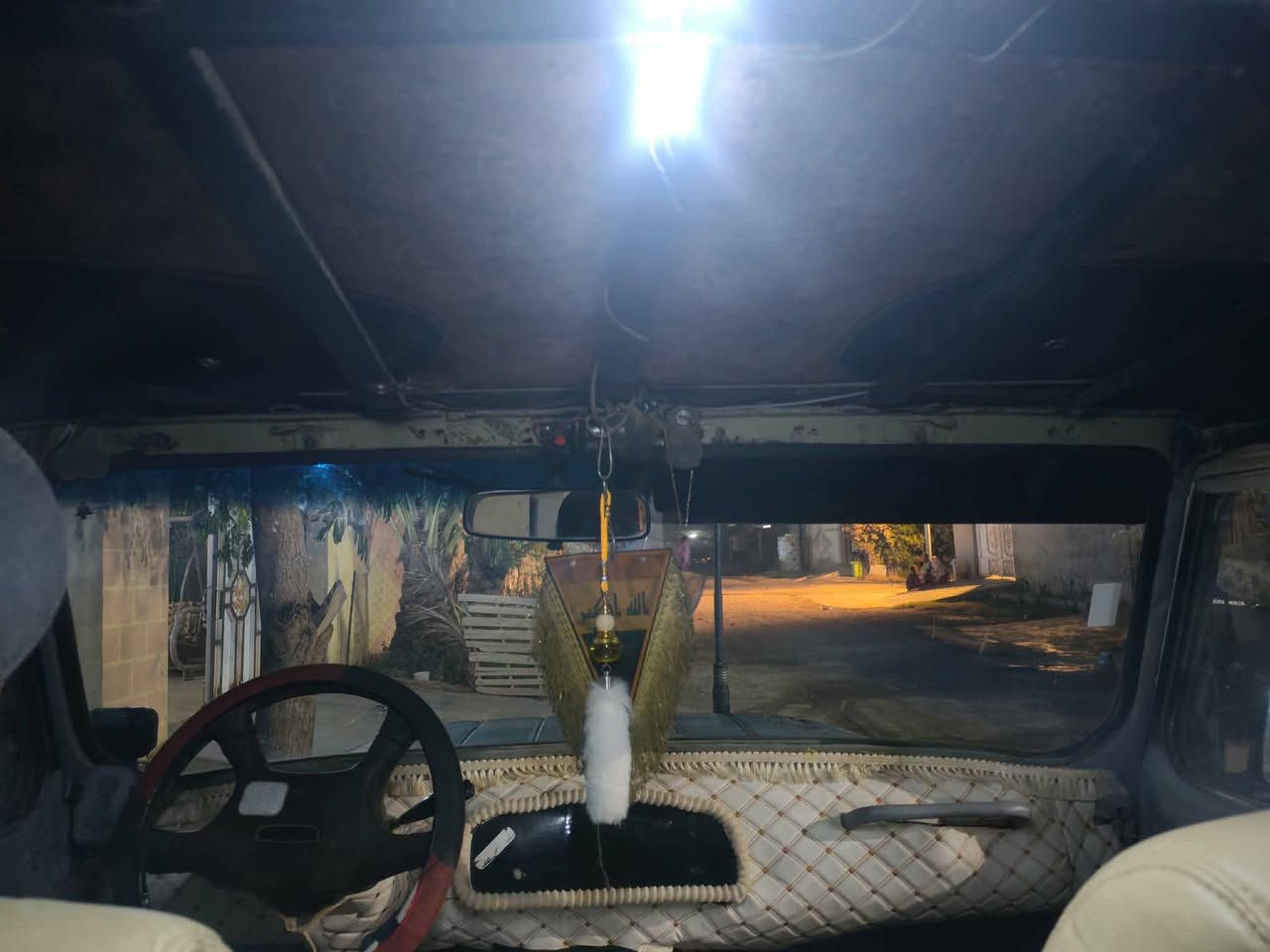 سلام عليكم سياره جيب واز للبيع سعر سته ملاين بي مجال للطيبن استفار أكثر اتصال على رقم ***********7
