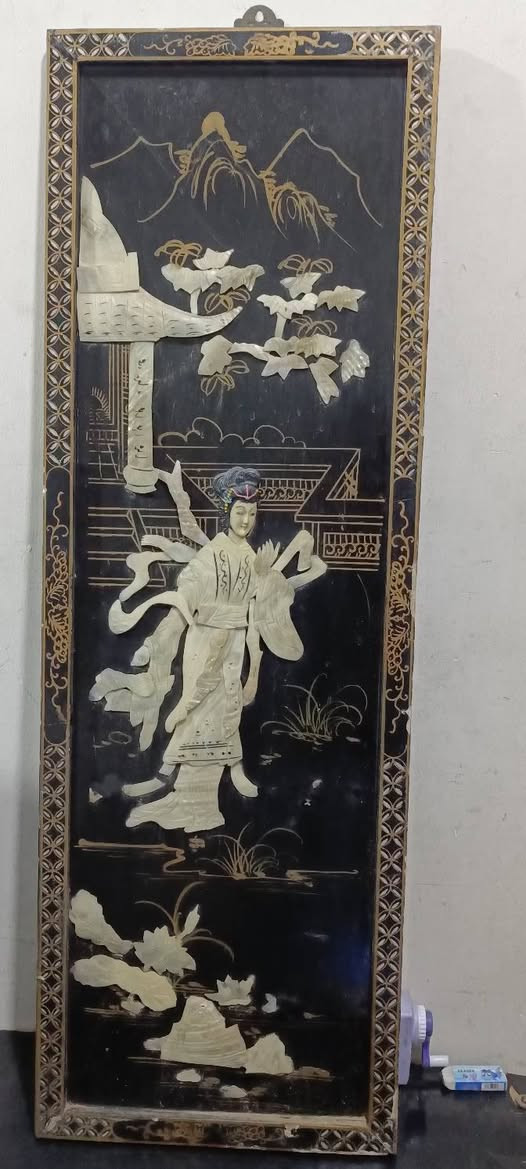 اغراض مال بيت كلمن وسعره المكان حي الجهاد الرفاق بغداد ***********
