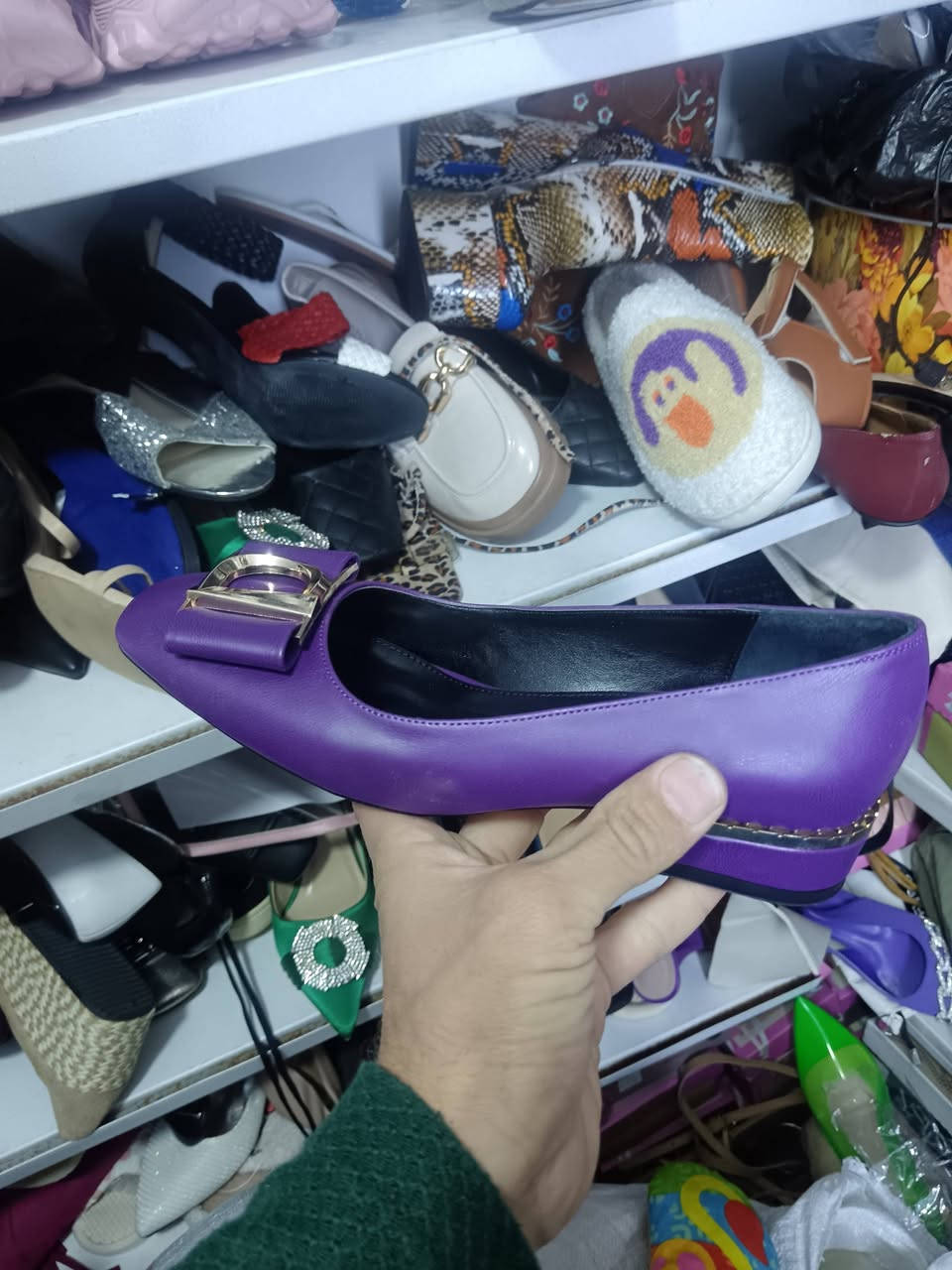 سلام عليكم احذيه نسائيه تركي او شي ان سعر القطعه ٥٠٠٠الاف وعندي بعد بيهن موديلات هاي نموذج اليريد يراسلني او يتصل ***********
