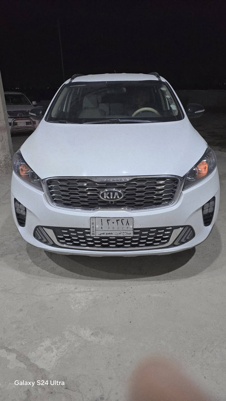 السلام عليكم
سورينتو وارد امريكي محرك 6 سلندر دفع رباعي كامل مواصفات عدا الفتحه


**إذا كنت صاحب هذا الإعلان وتريد حذفه لأي سبب، رجاءا أرسل رسالة إلى الدعم الفني**