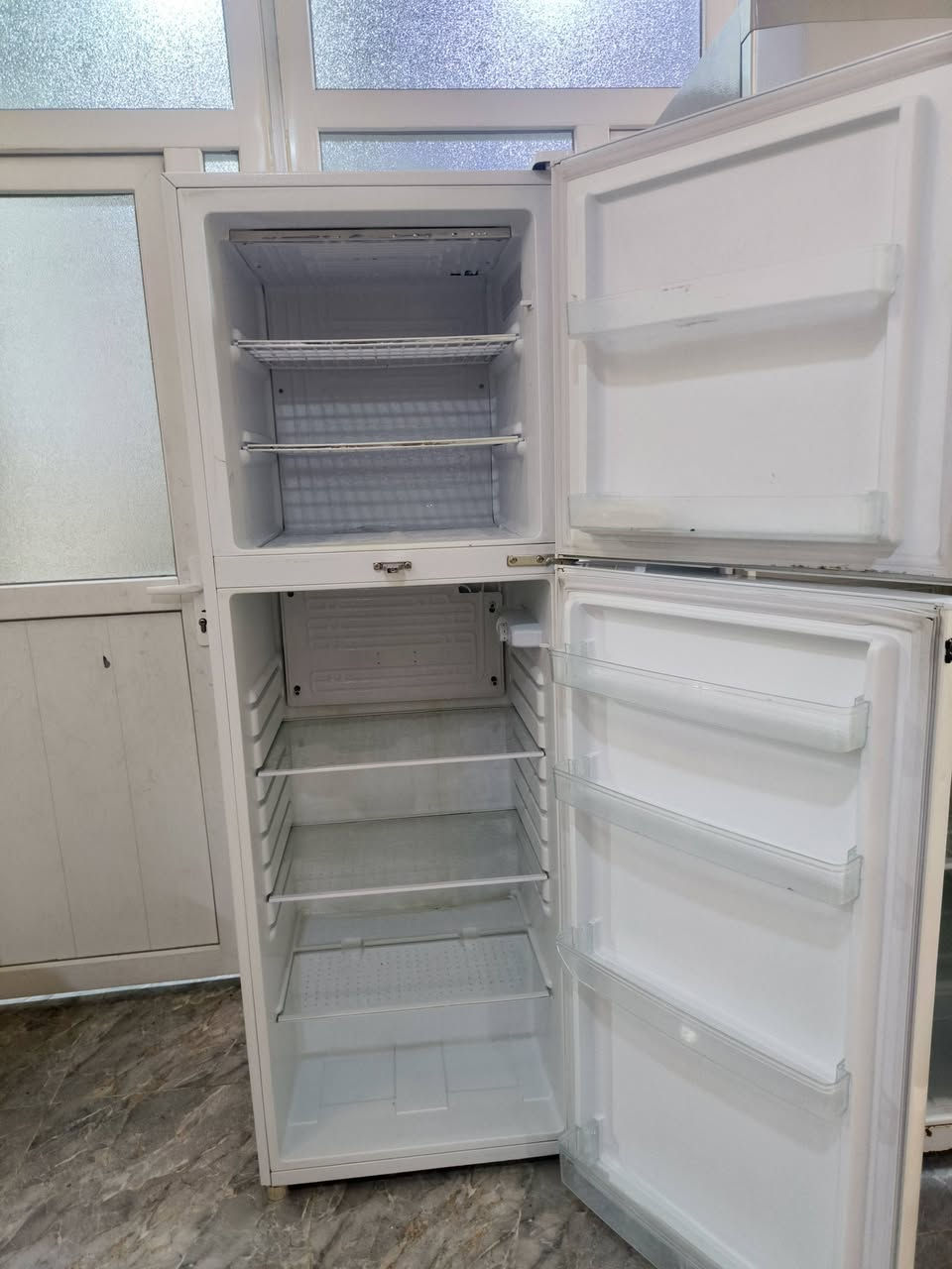 0750 375 7123
سعر 300 الف
